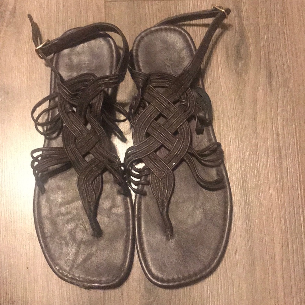Strapped Sandals 8.5